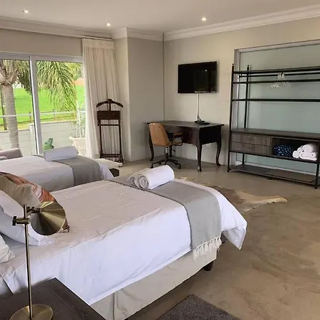 The Studio On Cordia Dstv Wifi 2Km From Umhlanga Beach Durban Buitenkant foto