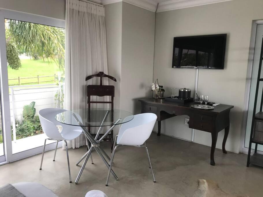 The On Cordia Dstv Wifi 2km From Umhlanga *